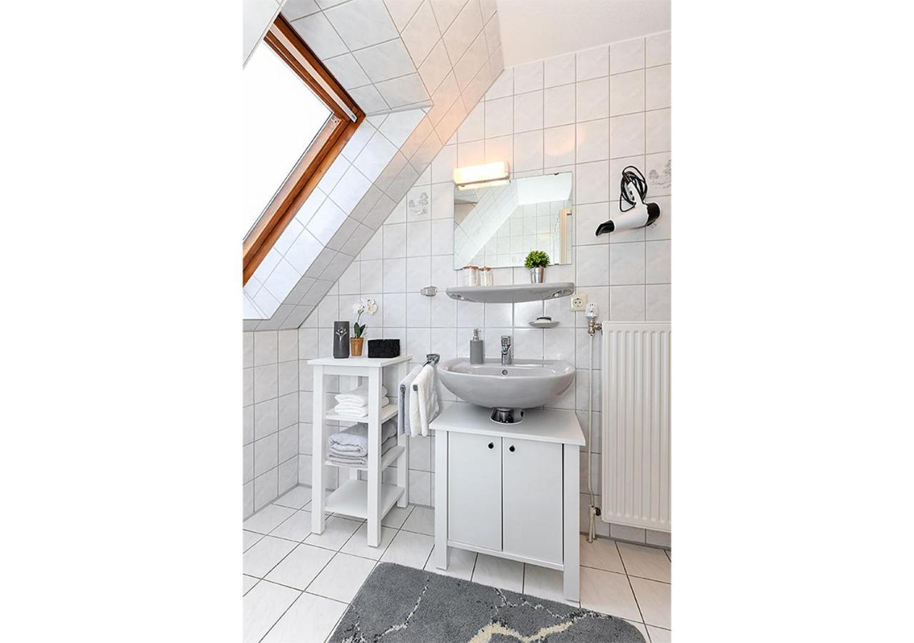 Ferienwohnung Torens-Nordsee-Apartments 3 Neuharlingersiel Exteriör bild